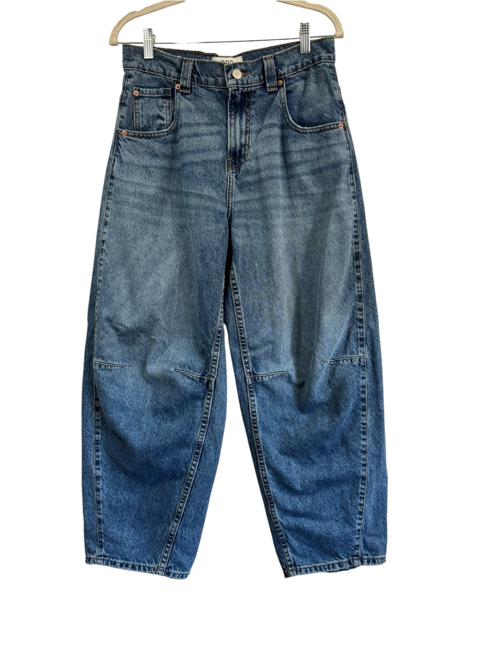 BDG Urban Outfitters Renae Barrel Leg Jeans High Rise Med Wash Blue Denim Sz 26